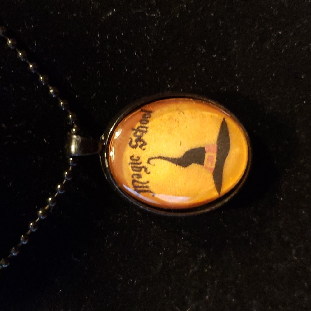 "Magic School" Pendent